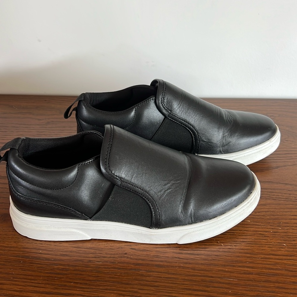 Steve Madden Kids Elliott Boys Slip On, black, size 3 big kid